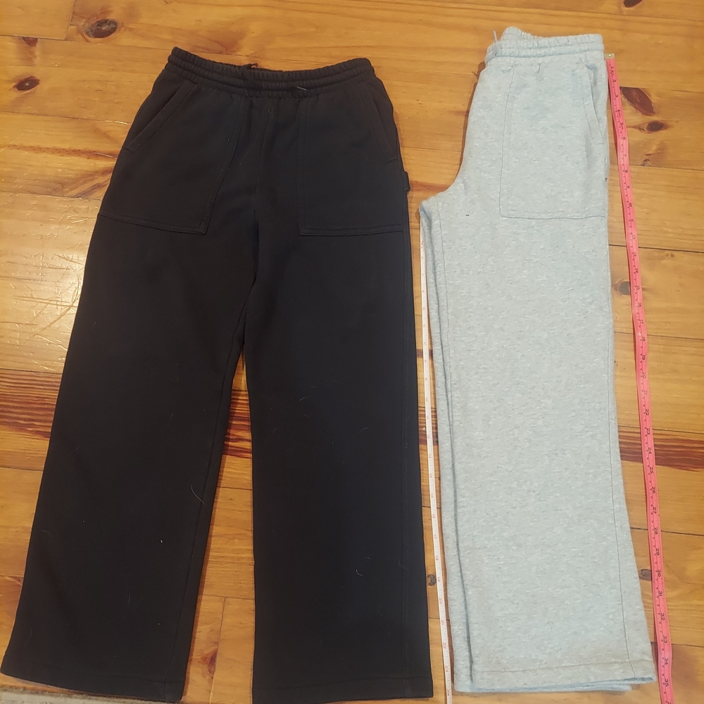 GAP Kids Black and Gray Sweatpants Set